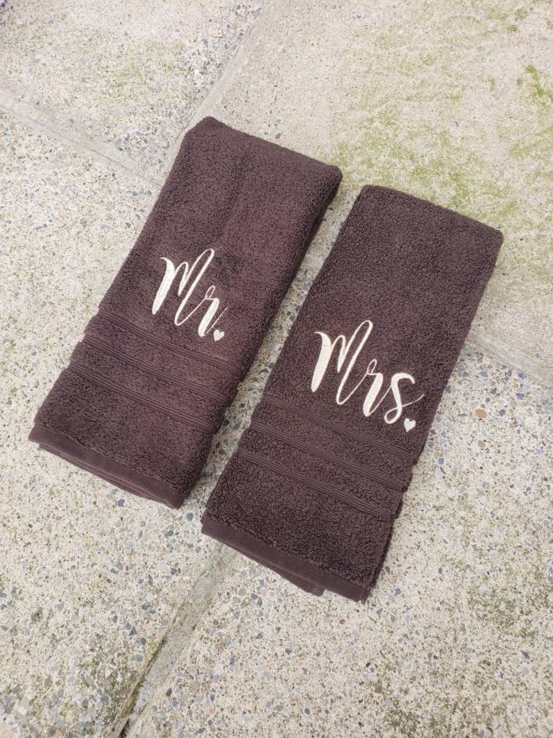 Mr and Mrs Bathroom Hand Towel Set Embroidered Towel Wedding Etsy