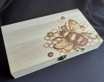 Wooden Artist's box with pyrography hand drawn bee bumblebee design- FREE personalisation, colouring pencils and felt tips included