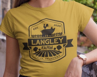 Pig and Chicken Farm tee // Country Barn t shirt // Custom Farm Fields tee  // Personalized Ranch gift  // Egg laying Hen lovers gift