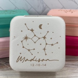 Portagioie con segno zodiacale, regalo di compleanno personalizzato per il Sagittario, portagioie da viaggio con mappa stellare, grazioso regalo di astrologia per sorella