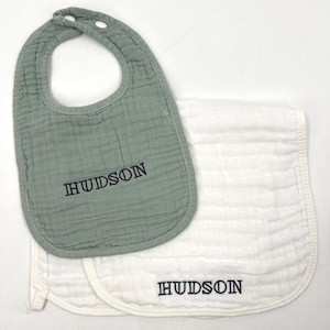 Personalized Newborn Gift, Embroidered Modern Baby Shower Gift, Baby Bib & Burp Cloth, Custom Baby Essentials Set, Embroidery Baby Keepsake