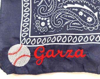 Geborduurde honkbalbandana, accessoire honkbalteam, gepersonaliseerde naam honkbalspeler, teamnaam bandana, Little League Baseball Mom cadeau
