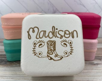 Cowgirl Personalized Travel Jewelry Case, Cute Cowboy Boot Jewel Box, Custom Name in Rope, Nashville Bachelorette Gift, Country western gal