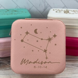 Portagioie da viaggio per il compleanno dei Gemelli, regalo di astrologia personale, portagioie con pianeti e stelle, idea regalo celeste, regalo divertente per la cognata