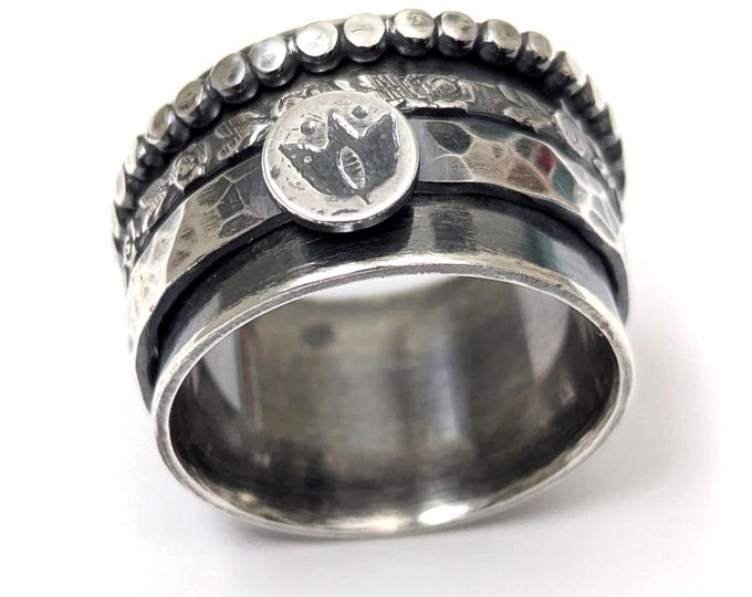Sterling Silver Spinner Ring: Textured Meditation Band, US Size 8