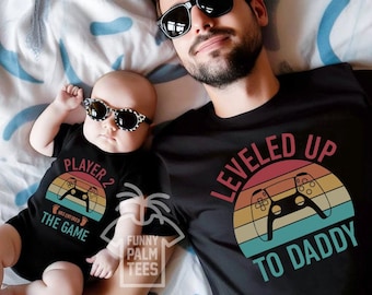 Verhoogd shirt, speler 1 speler 2, bijpassende shirts vader en baby, shirt Daddy to be, grappig vaderdagshirt, grappig vaderdagshirt cadeau, mini