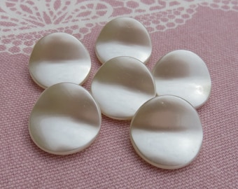 white waxed vintage glass buttons 23 mm 13.5 mm 11 mm old collector's buttons Neugablonz stock item