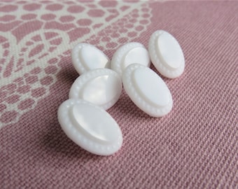 8 mini botones ovalados de cristal vintage, superficie espejada, borde punteado, 8 mm x 11 mm, botones de coleccionista sin usar, Neugablonz
