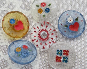 Floral glass buttons, approx. 18 mm, vintage collector's buttons from the 1960s, rare motif buttons, Neugablonz, unused stock, Germany, NOS (New Old Stock).