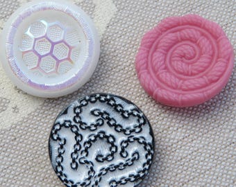 Large vintage glass buttons, 22 mm, old collector's buttons, unused stock, Neugablonz, dots, snail, stripes