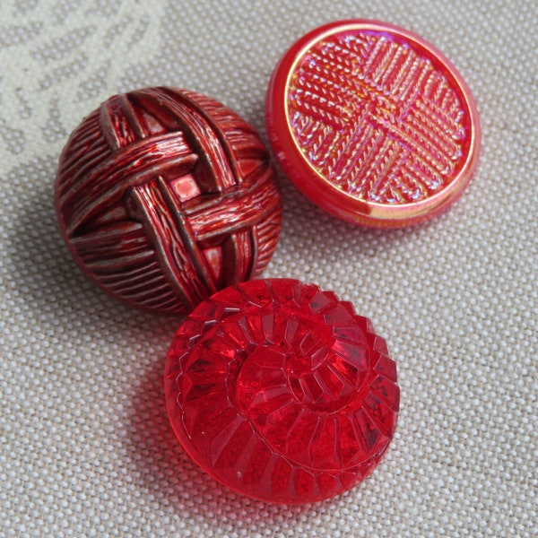 large red vintage glass buttons 22 mm old collector's buttons Neugablonz Germany unused stock