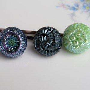 Set of 3 rare glass buttons in the hair (19) different patterns individual hair accessories upcycling handmade