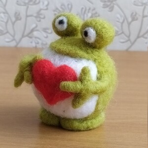 Frog and toad natural wool miniature toad Needle felted frog wool felt frog sculpture toad green felt frog tiny figurine