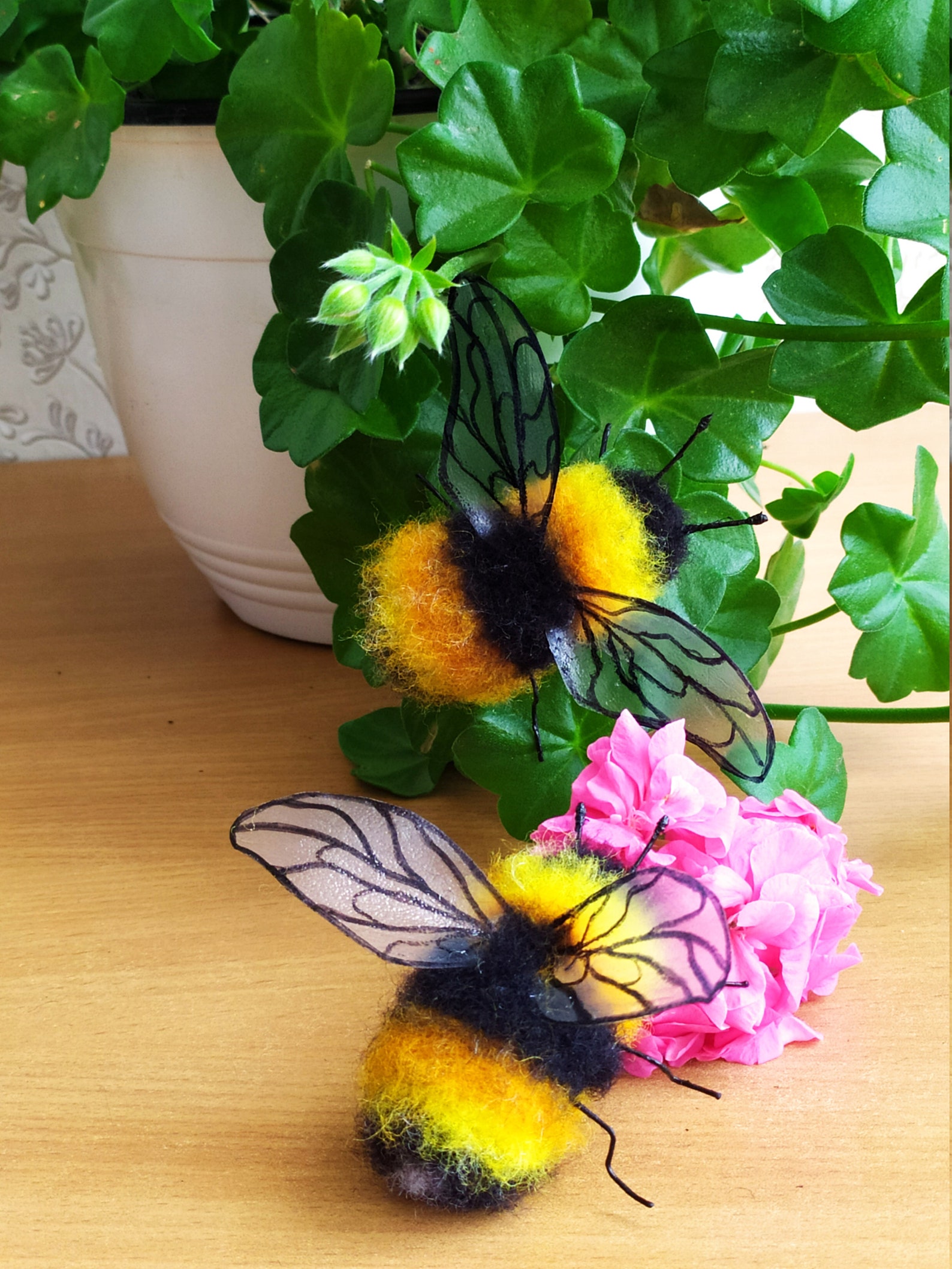Bumble bee needle felted bee figurine felt bumble bee Etsy