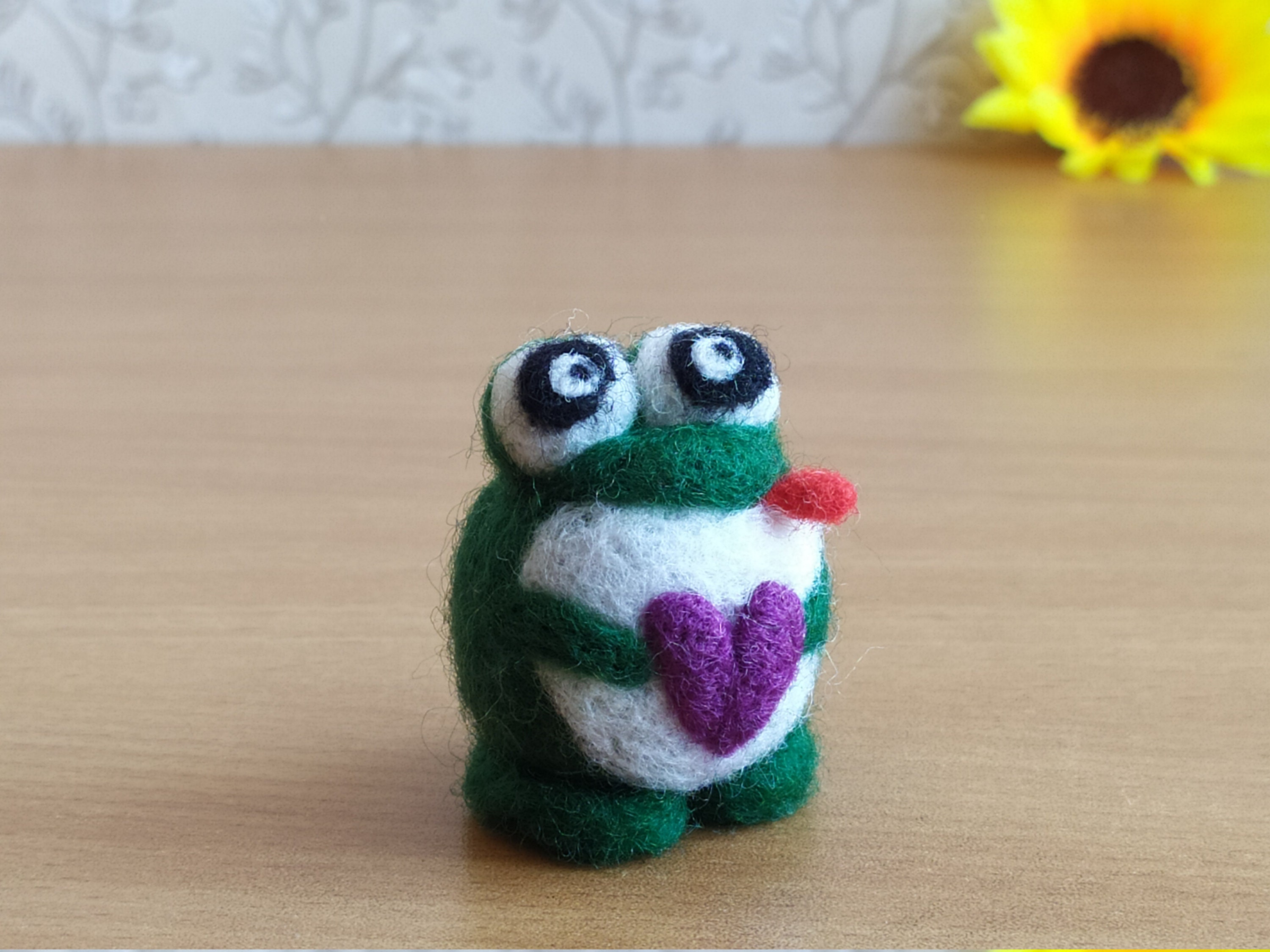 Frog and toad natural wool miniature toad Needle felted frog wool felt frog sculpture toad green felt frog tiny figurine