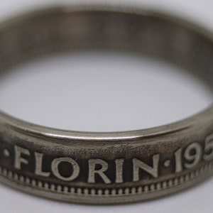 New Zealand Florin 1951 Coin Ring image 3