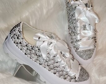 ladies silver converse trainers