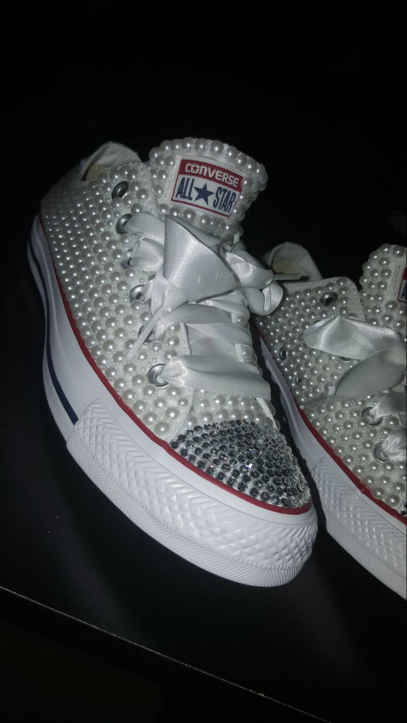 black converse with pearls