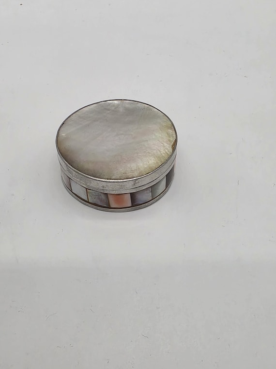 Tiny Shell Trinket box - image 7