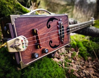The Indian Eagle II - Rosewood custom cigarbox guitar
