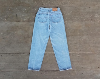 Vintage Faded Levi's 550 Jeans: Women's Denim, (W28 L28)