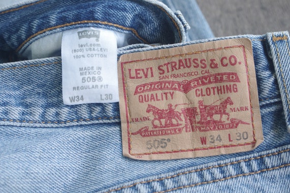 Faded jeans, vintage levis 505 Blue Jeans W33 w34… - image 8