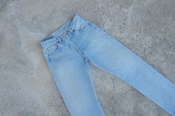 Beautiful ,Faded jeans ,Vintage levis 501 W28.5 L3