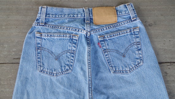 Beautiful ,Faded jeans,Vintage  levis 560 Loose f… - image 7