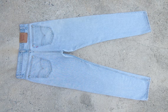 Faded jeans, vintage levis 505 Blue Jeans W33 W34… - image 3