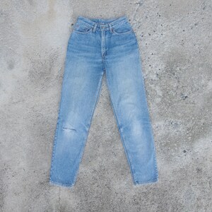 Vintage Faded Levi&#39;s 505 Jeans: High Waist Denim (W26.5 L30.5)