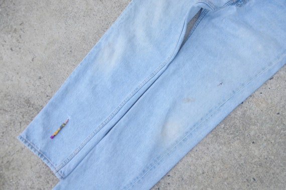 Faded jeans, vintage levis 505 Blue Jeans W33 W34… - image 7