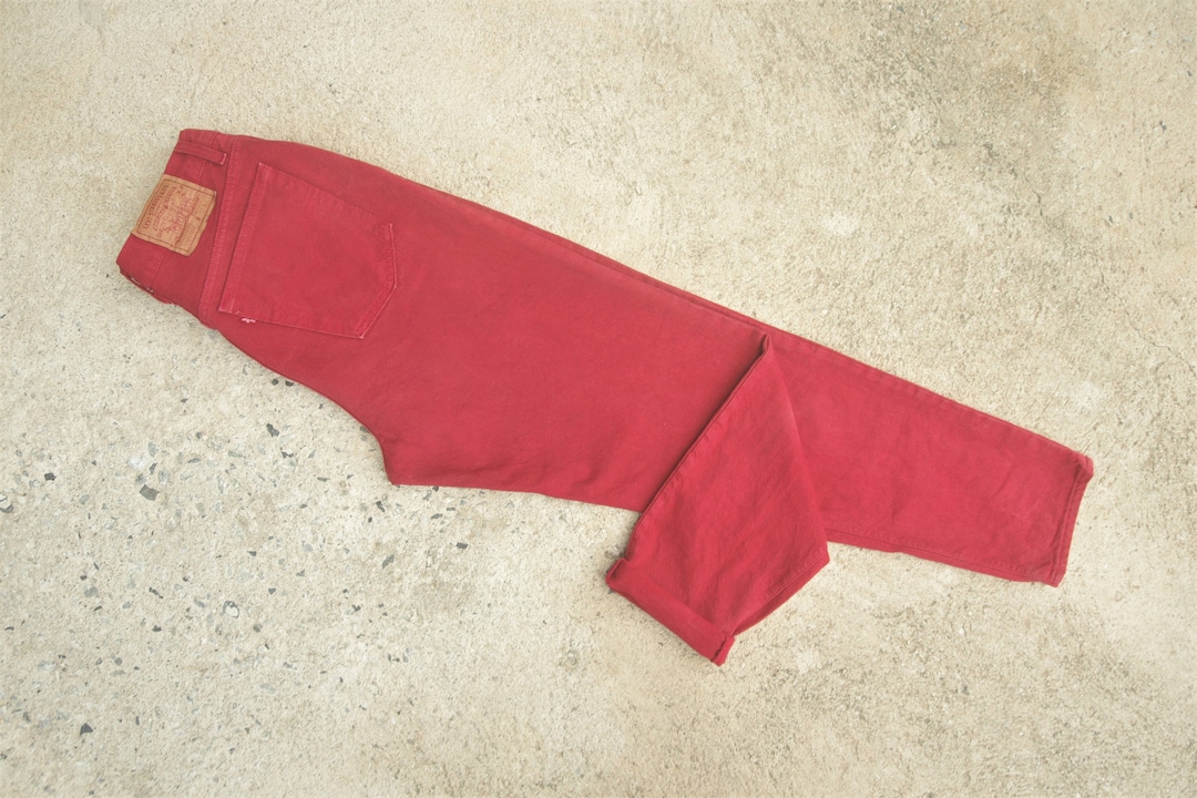 Vaqueros Levi's 501 rojos vintage: vaqueros de cintura alta