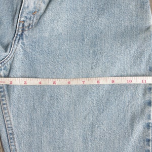 Faded jeans,vintage levis 550 size 7 JR W26 W27 L31.5 ,levis for women ,cool,levis Denim, retro,hipster image 5