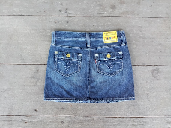 Vintage Levi's Mini Skirt: Low Rise Denim, W24 W25, Japan Made - Etsy