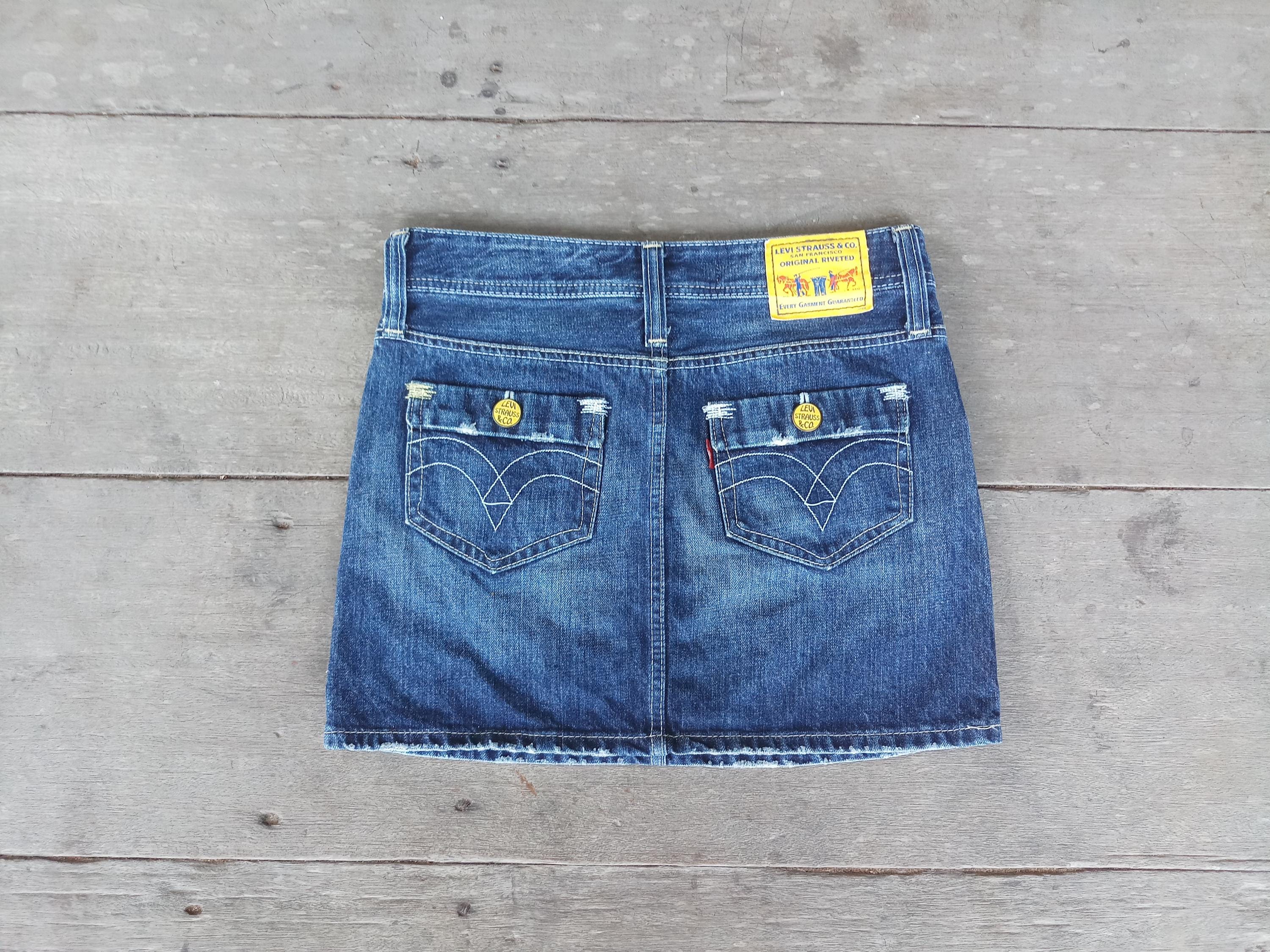 Vintage Levi's Mini Skirt: Low Rise Denim, W24 W25, Japan Made - Etsy