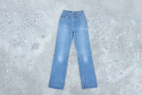 cool Kleding Gender-neutrale kleding volwassenen Jeans Vintage 80s levis 701-501 W26 L30 Vervaagde jeans levis USA. levi's voor vrouwen hipster retro 