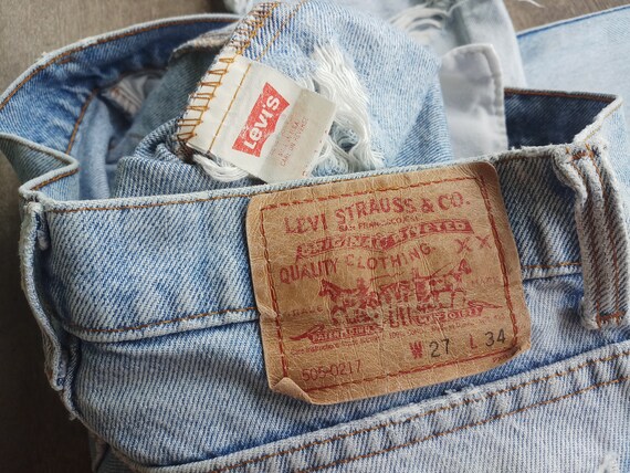 Distressed ,cropped ,faded Jeans ,vintage Levis 505 0217 W26 L25.5 