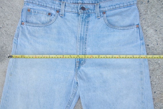 Faded jeans, vintage levis 505 Blue Jeans W33 W34… - image 5