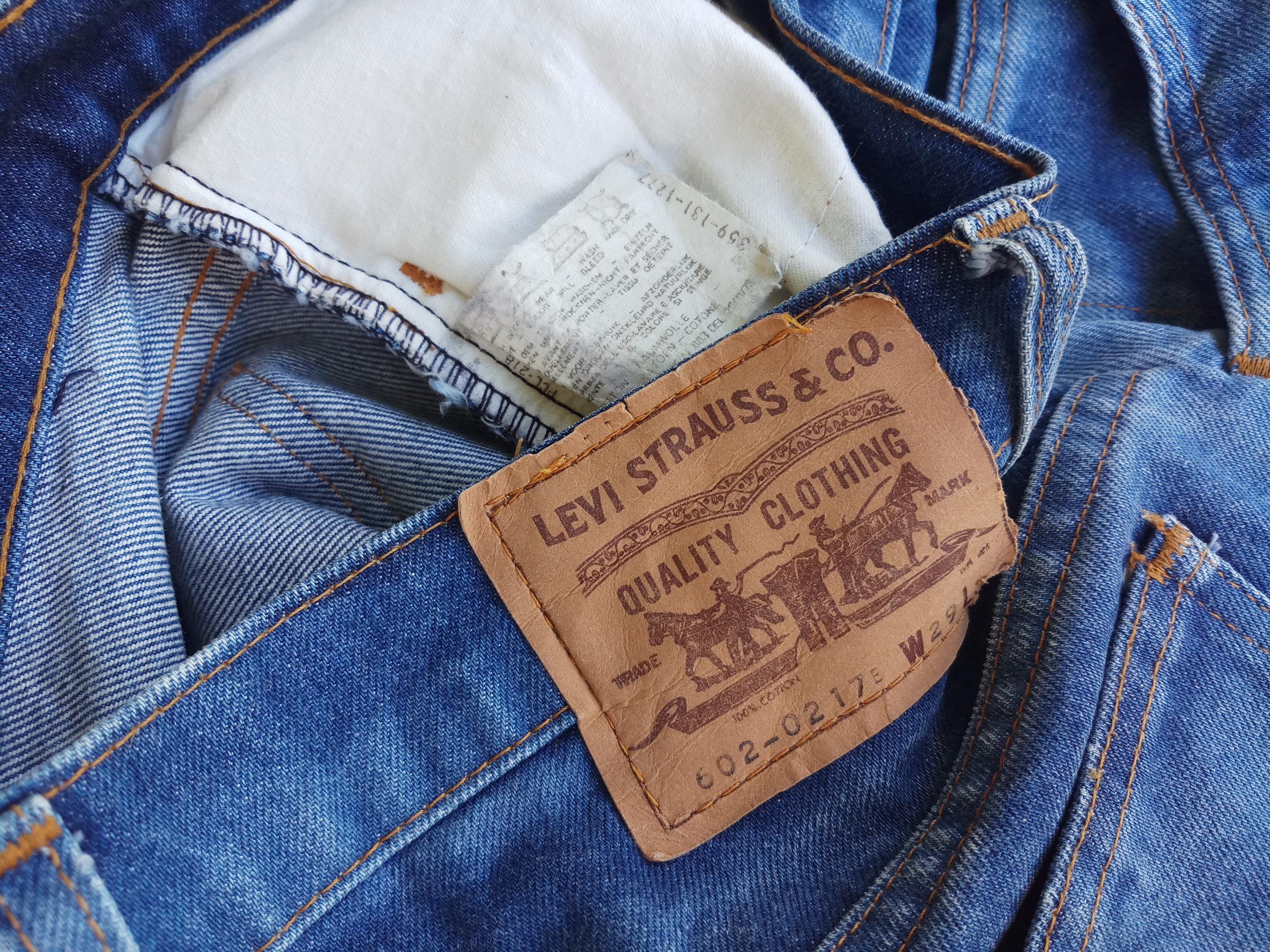 Vintage 70s Levis 602 Bell Bottom Jeans - Orange Tab Denim W28 L29