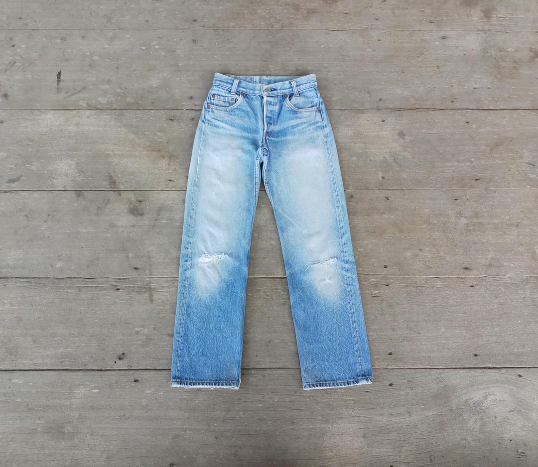 Jean Vintage Levi's Student 7505-02 - Made In USA 1988 - Taille W27 L28 - Coupe Droite Femme