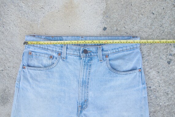 Faded jeans, vintage levis 505 Blue Jeans W33 W34… - image 4