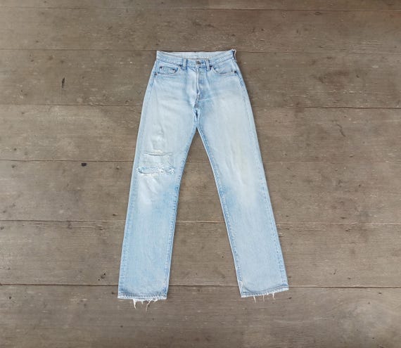 Vintage 70s Levis 501 Jeans W28 L32: Faded Denim, Single Stitch 