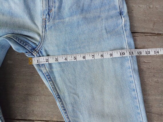 Beautiful ,faded jeans,vintage levis 505 size 4 W… - image 5