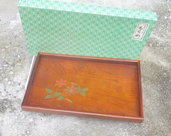 Vassoio da portata in legno giapponese: motivo floreale, dimensioni grandi (20 x 12 pollici)