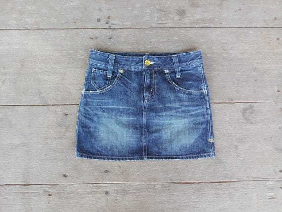 Vintage Levi's Mini Skirt: Low Rise Denim, W24 W25, Japan Made - Etsy
