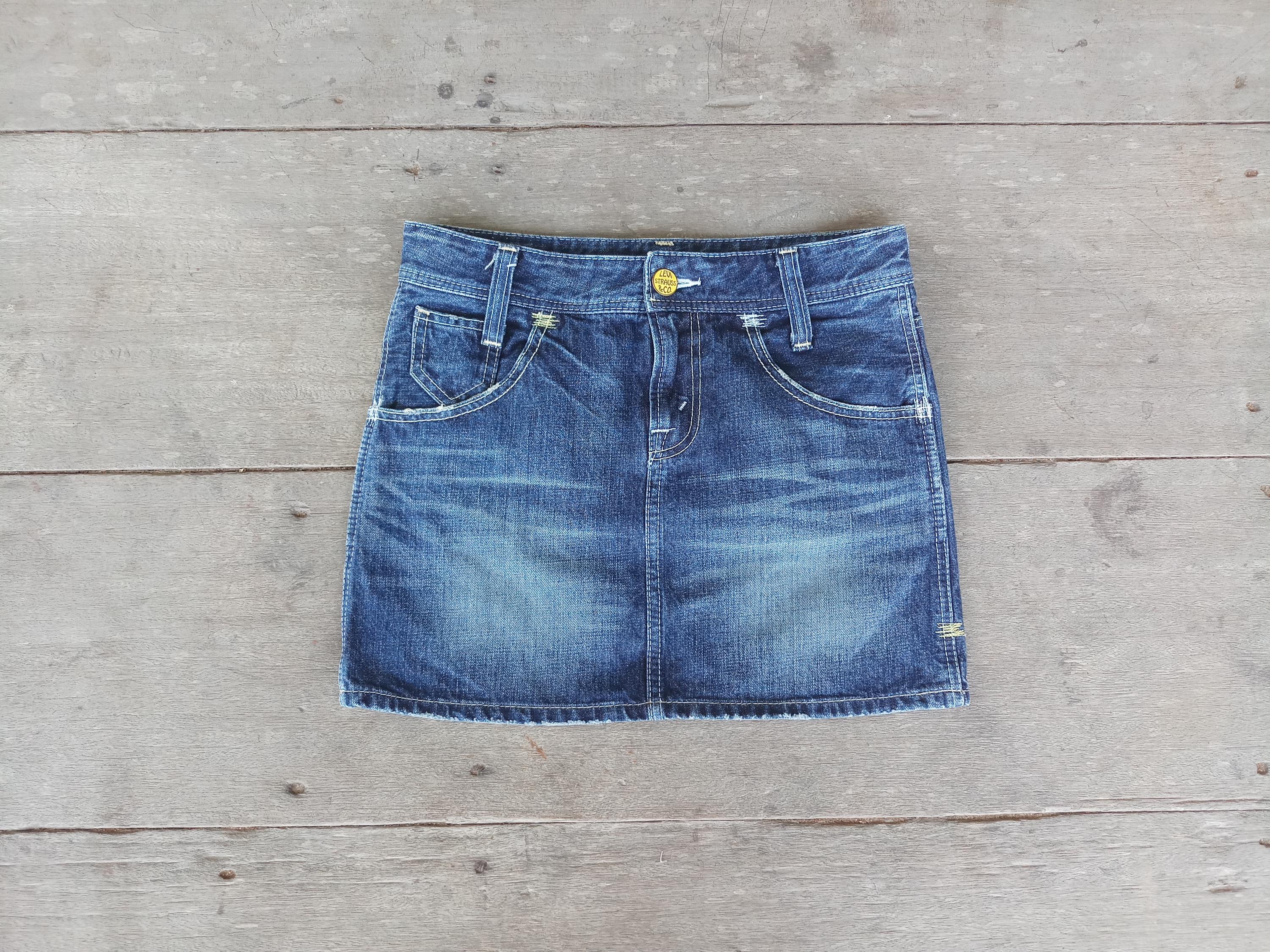 Vintage Levi's Mini Skirt: Low Rise Denim, W24 W25, Japan Made - Etsy