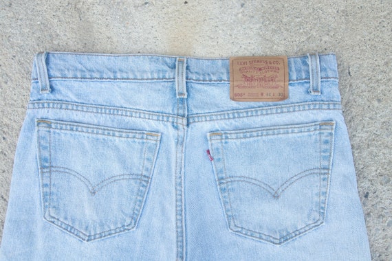 Faded jeans, vintage levis 505 Blue Jeans W33 W34… - image 9