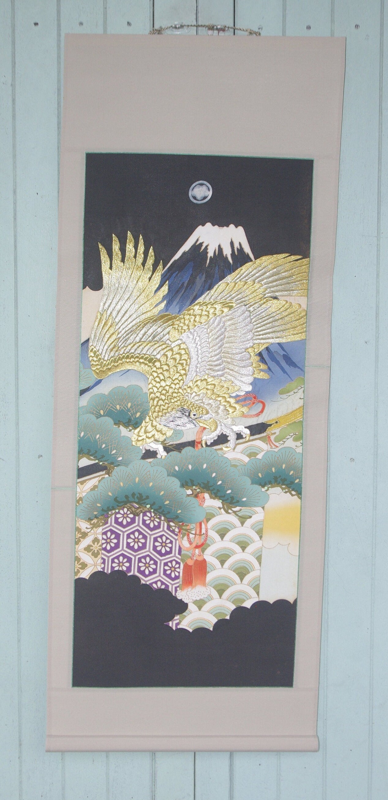 ヴィンテージの日本の掛け軸：鷹、山、金刺繍 - Etsy 日本