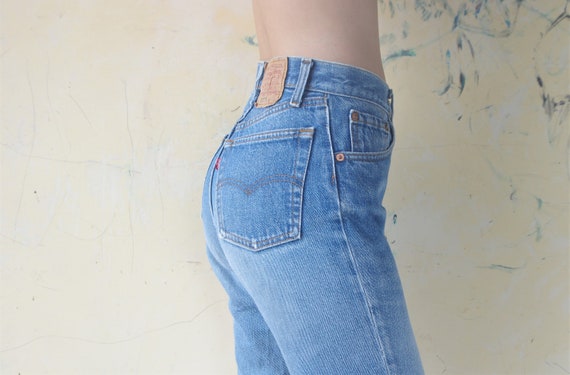 Faded vintage levis 26501 Blue Jeans W24,25 for wo