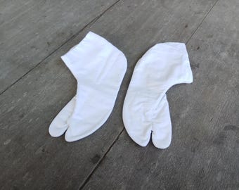 Japanese White Tabi Socks - Kimono, Geta, Samurai - Size 23cm